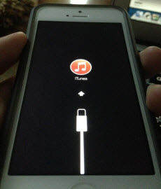 iPhone / iPad / iPod preso no logotipo vermelho do iTunes: como corrigi-lo gratuitamente
